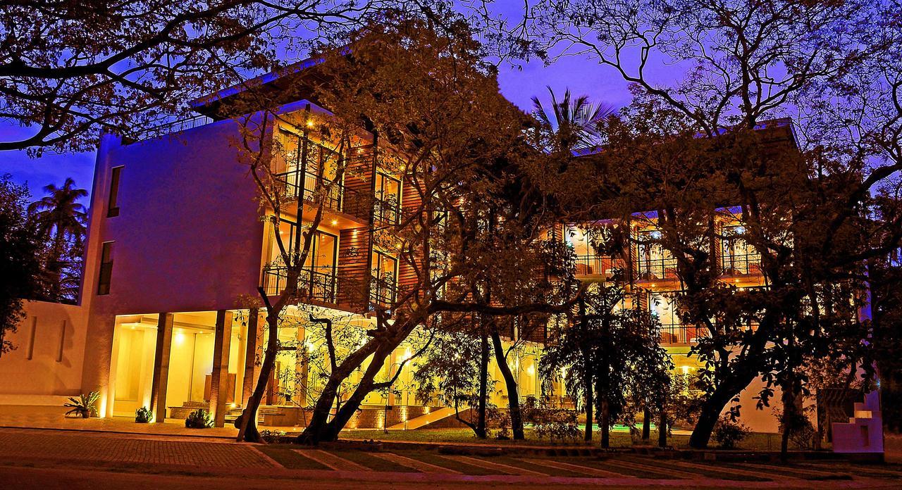 Hotel Rain Tree By Oak Ray Tissamaharama Exterior foto