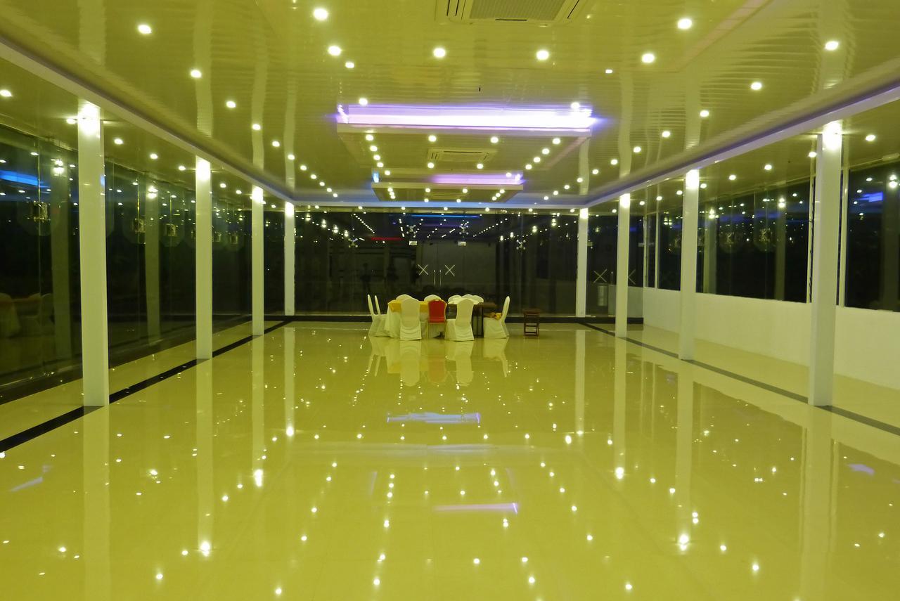 Hotel Rain Tree By Oak Ray Tissamaharama Exterior foto