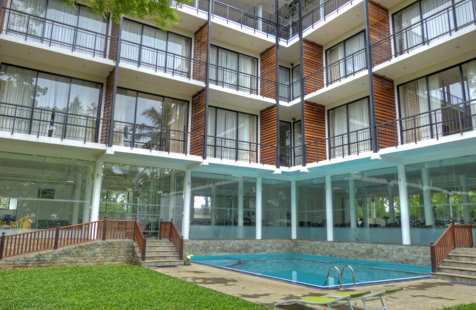 Hotel Rain Tree By Oak Ray Tissamaharama Exterior foto